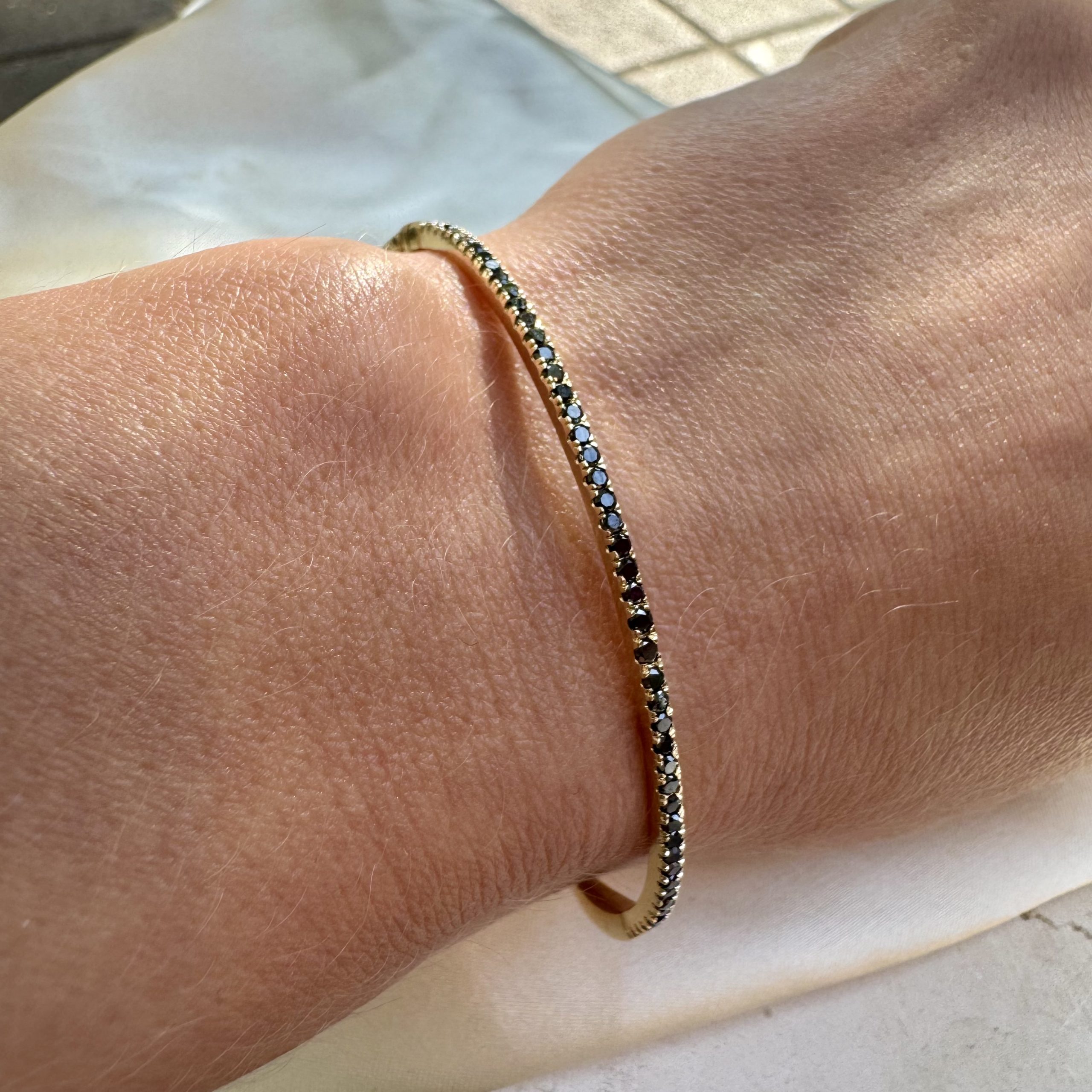 צמיד יהלומים שחורים לאישה - bjwdb000027